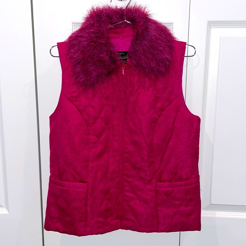 Pink Vest zip up vest with removable fuzzy collar